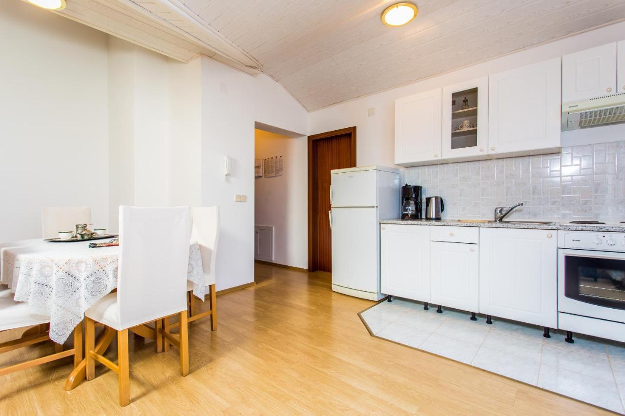 Guest House Lavanda 4 Njivice Εξωτερικό φωτογραφία