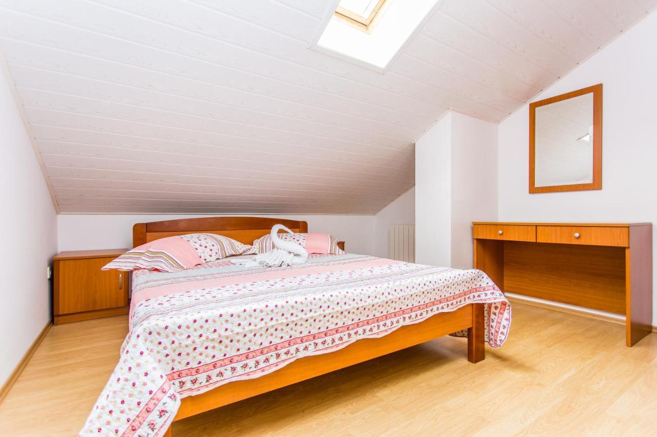 Guest House Lavanda 4 Njivice Εξωτερικό φωτογραφία