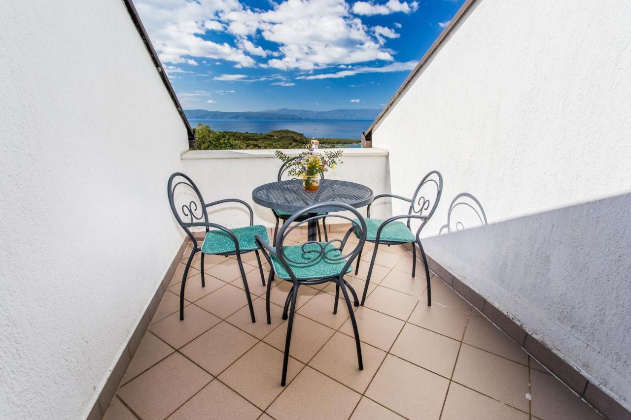Guest House Lavanda 4 Njivice Εξωτερικό φωτογραφία