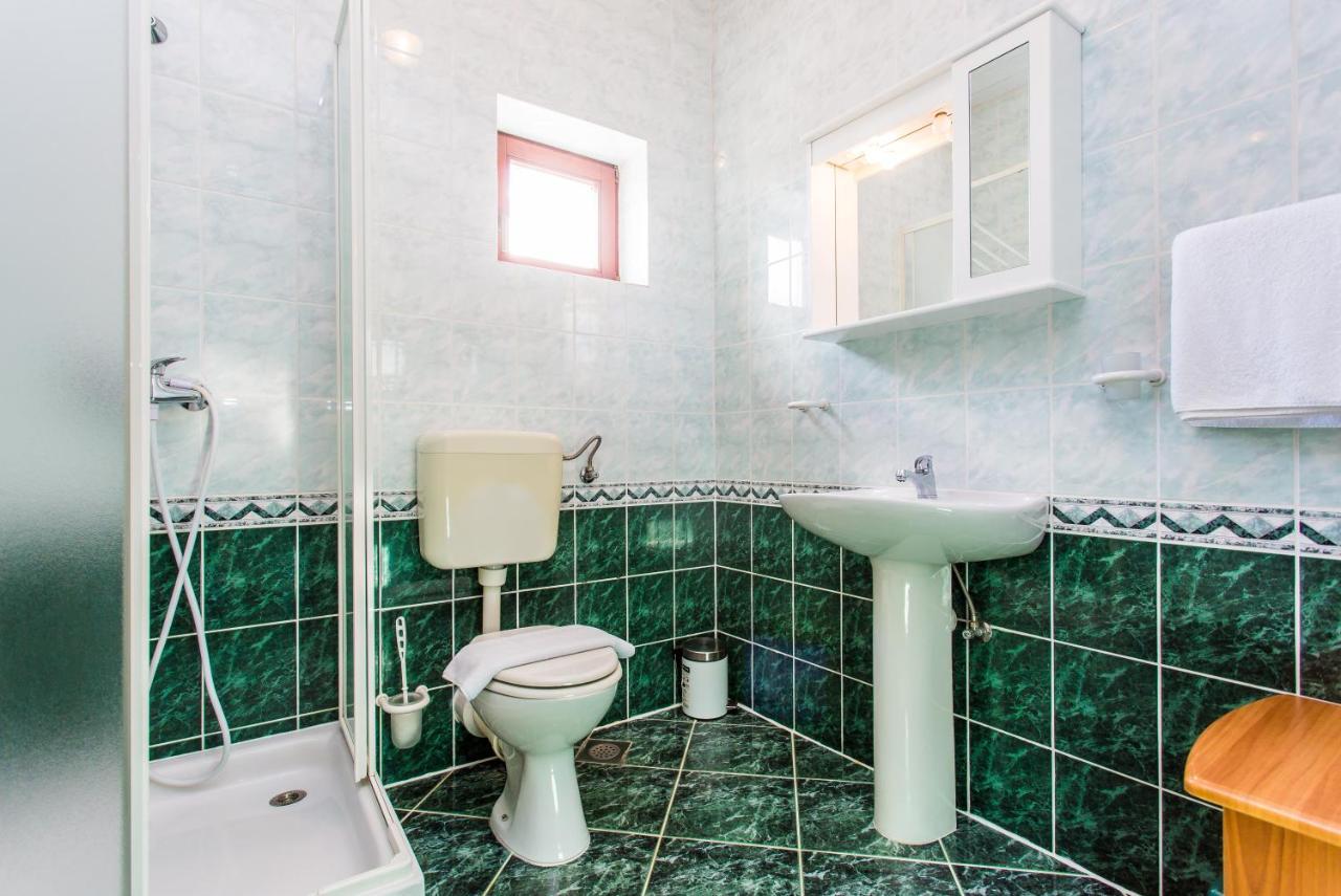 Guest House Lavanda 4 Njivice Εξωτερικό φωτογραφία