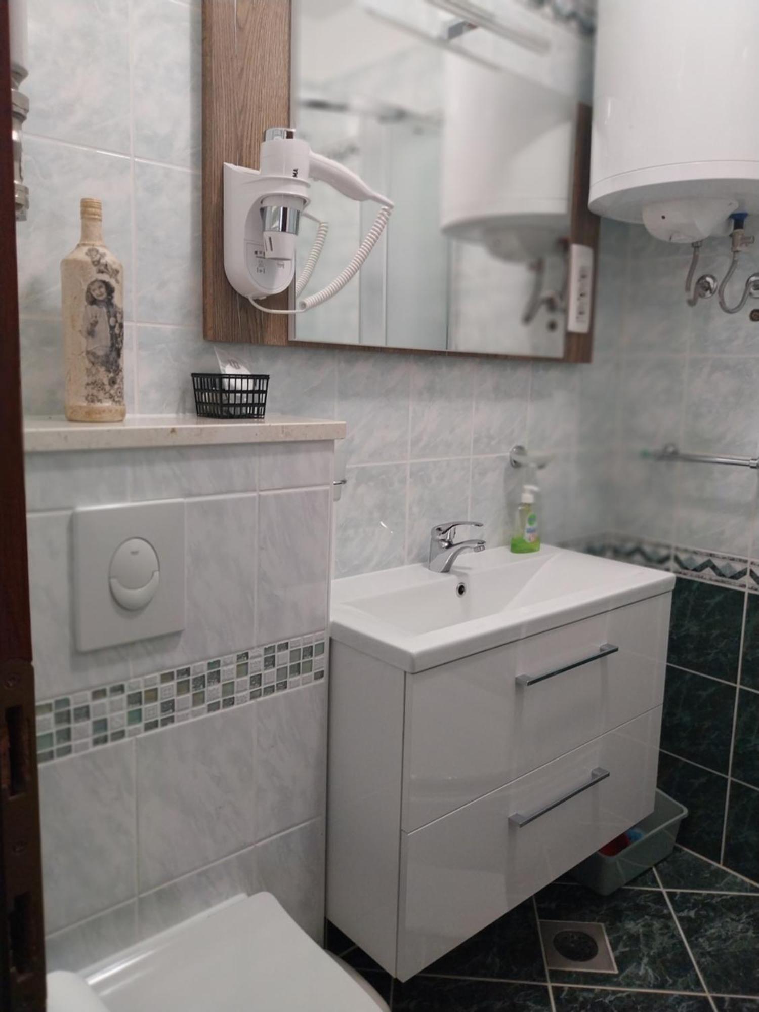 Guest House Lavanda 4 Njivice Εξωτερικό φωτογραφία