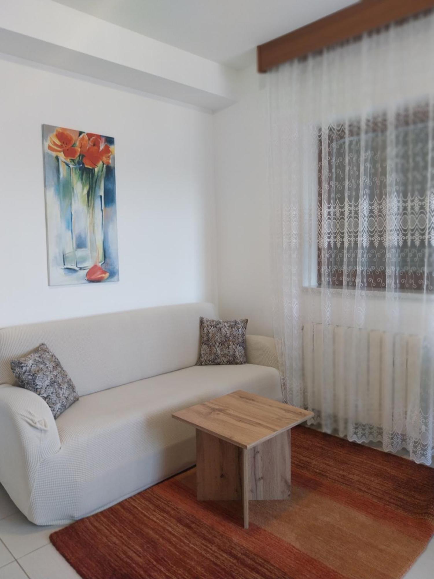 Guest House Lavanda 4 Njivice Εξωτερικό φωτογραφία